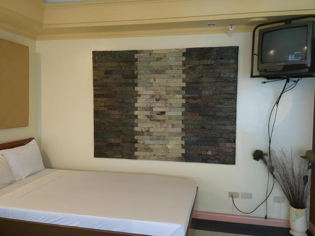 La Esperanza Hotel Kalibo Exteriör bild