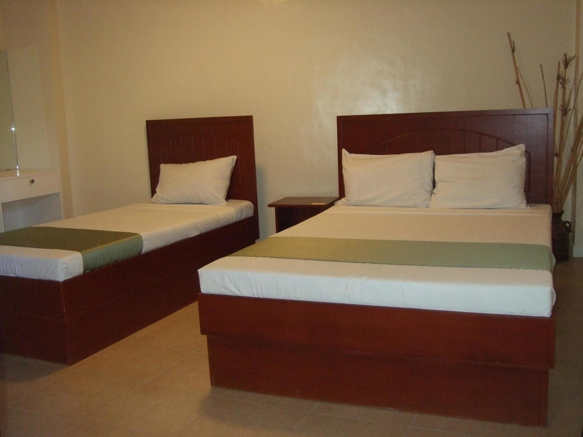La Esperanza Hotel Kalibo Exteriör bild