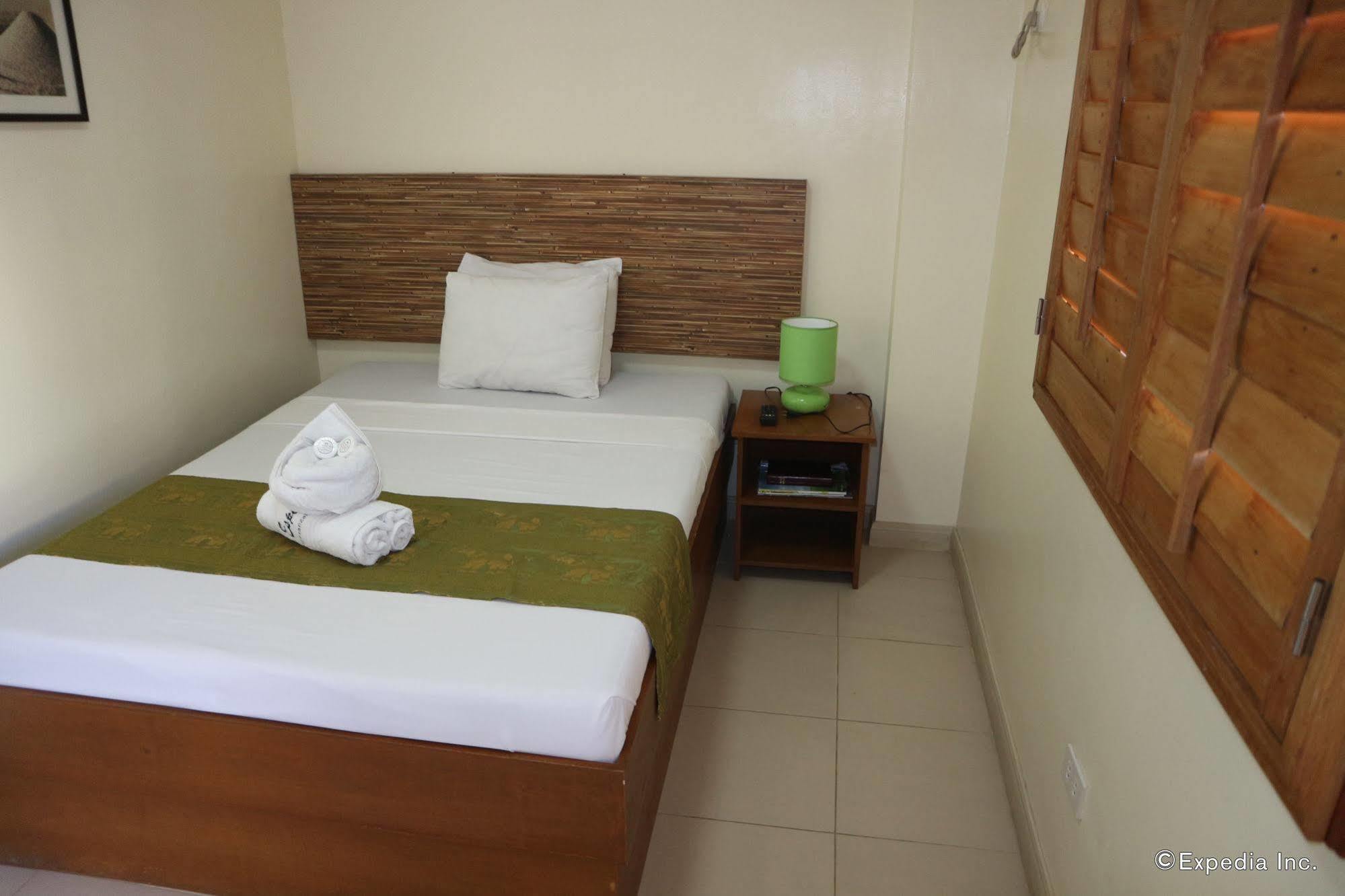 La Esperanza Hotel Kalibo Exteriör bild