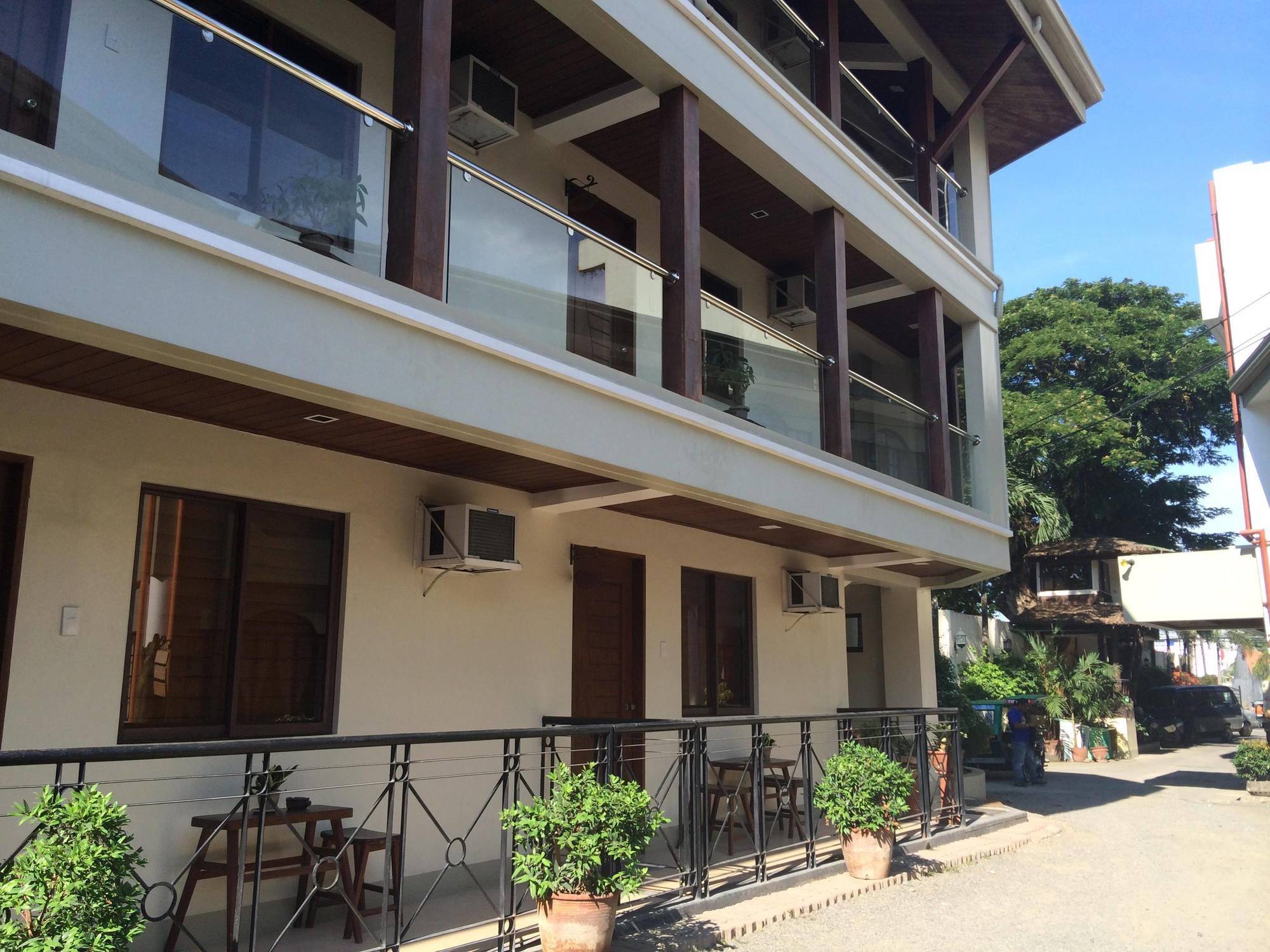 La Esperanza Hotel Kalibo Exteriör bild